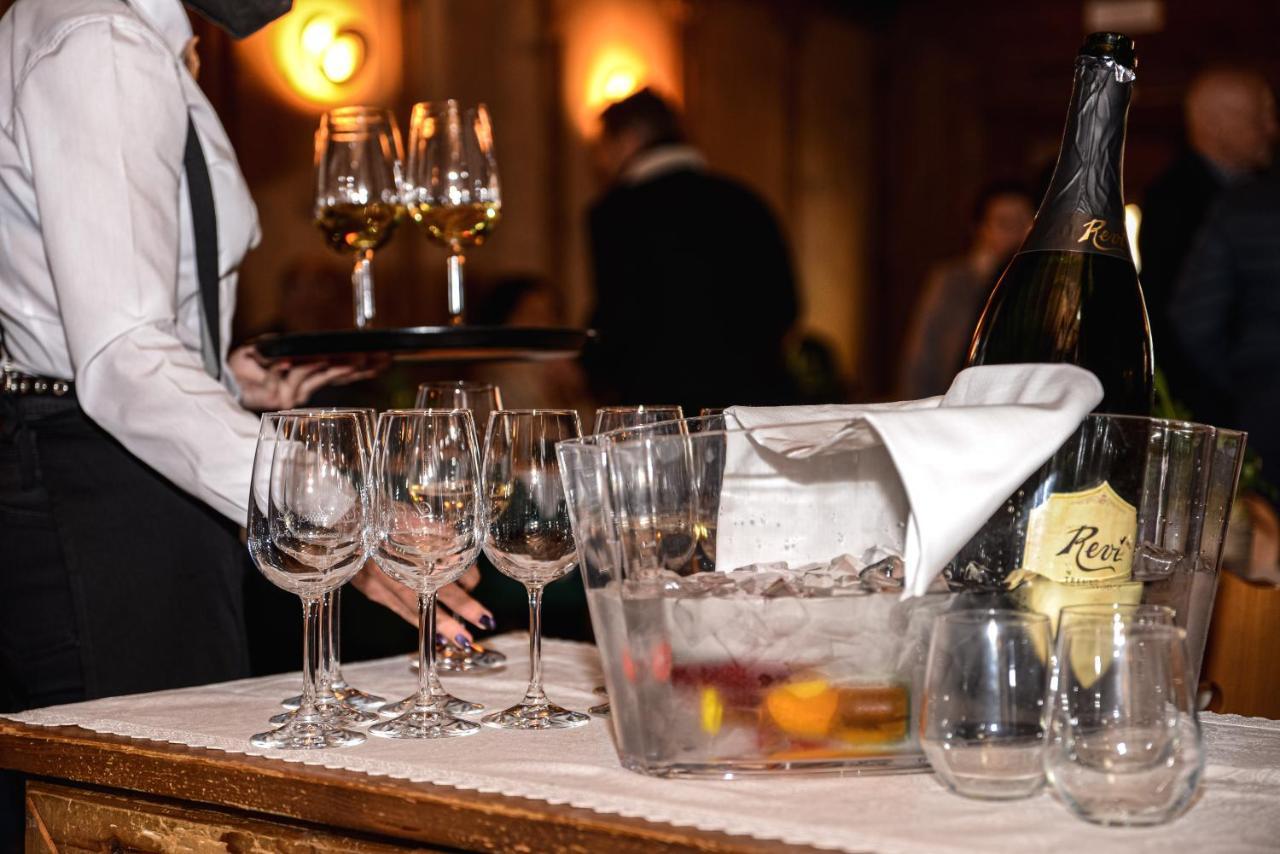 Historic Hotel Ristorante La Stua Cavalese Zewnętrze zdjęcie