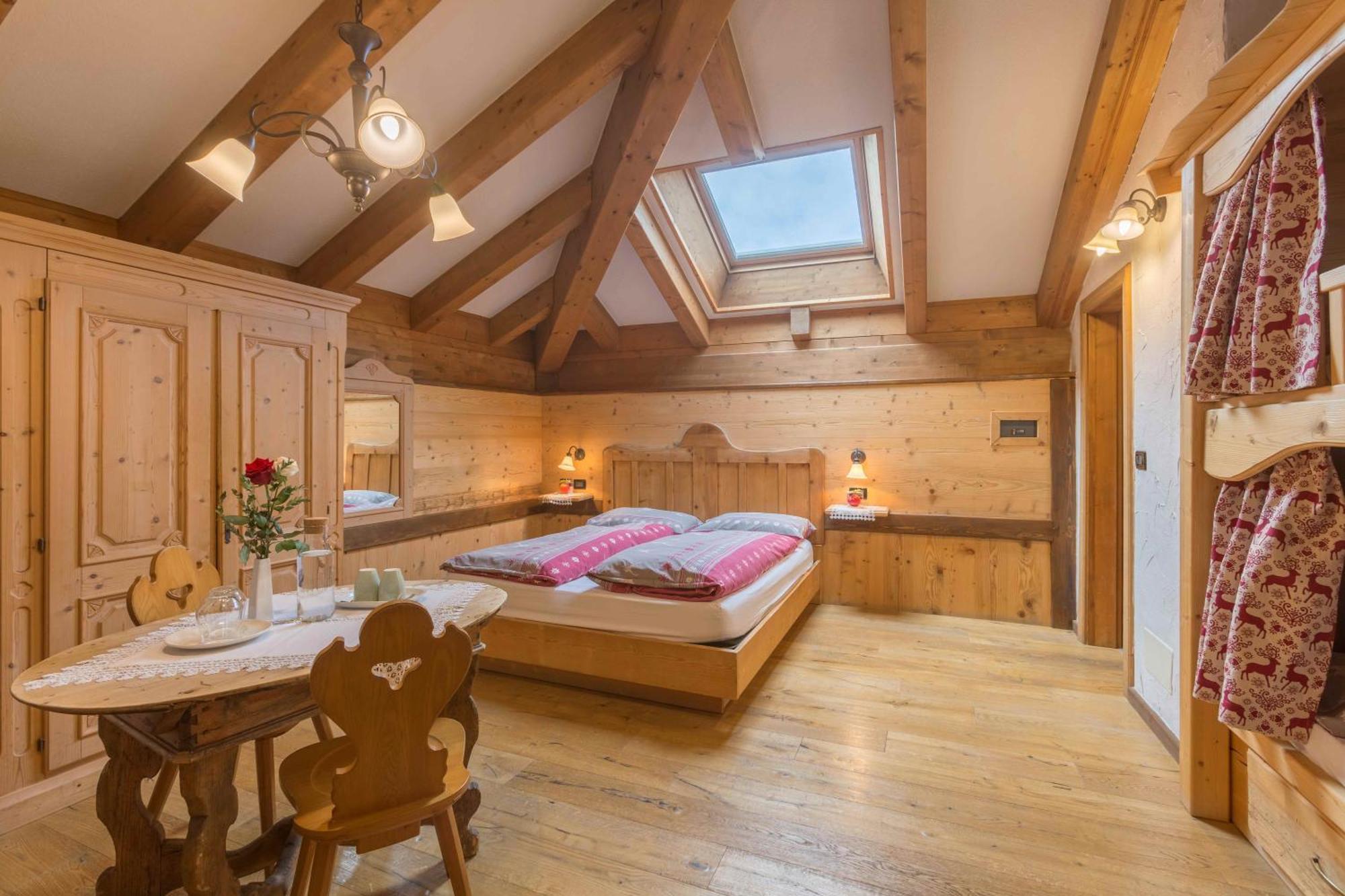 Historic Hotel Ristorante La Stua Cavalese Zewnętrze zdjęcie