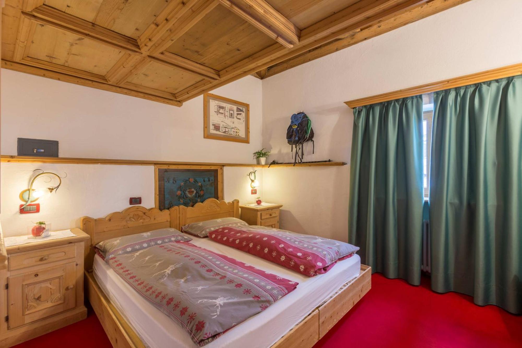 Historic Hotel Ristorante La Stua Cavalese Zewnętrze zdjęcie