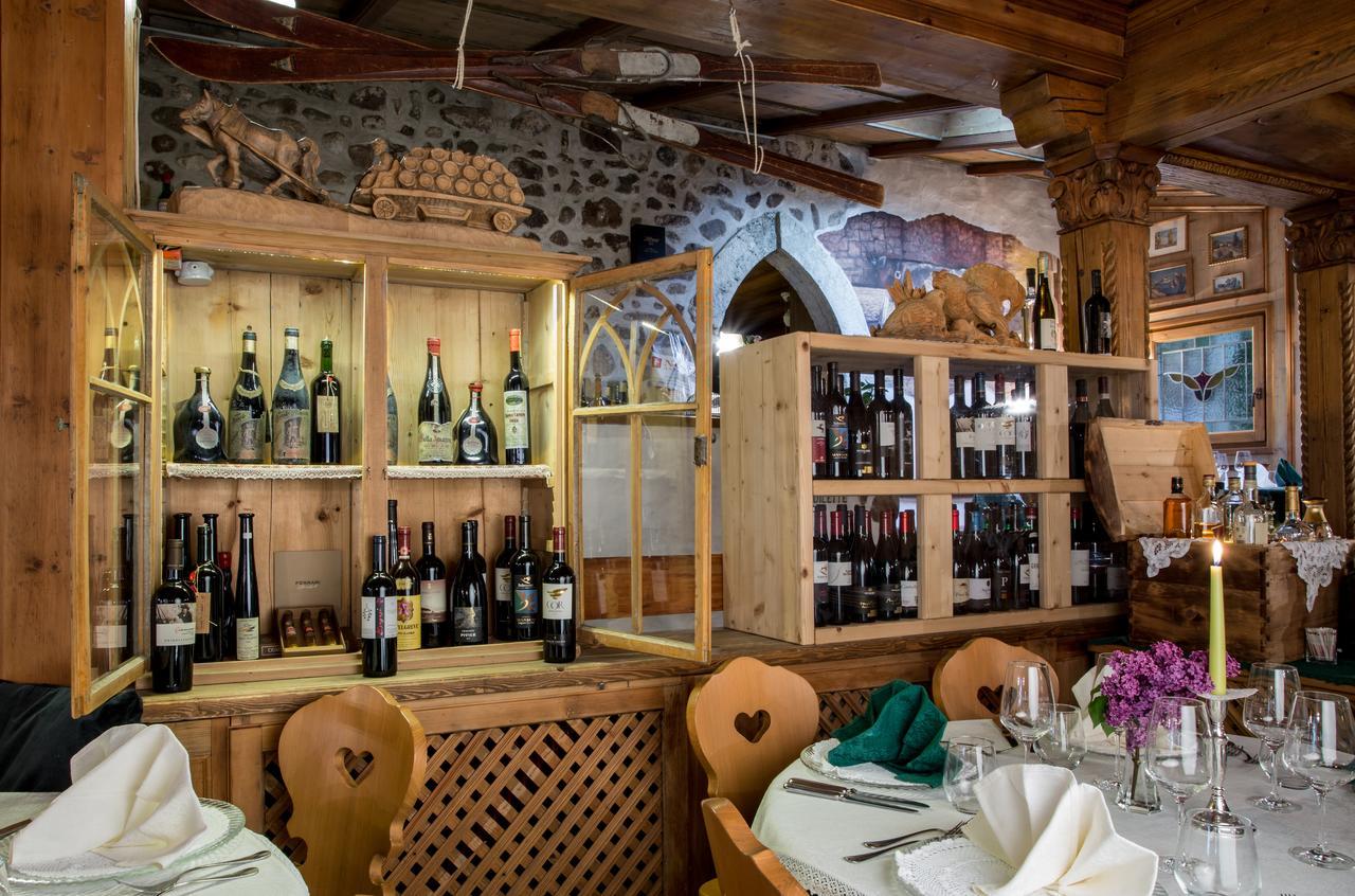 Historic Hotel Ristorante La Stua Cavalese Zewnętrze zdjęcie