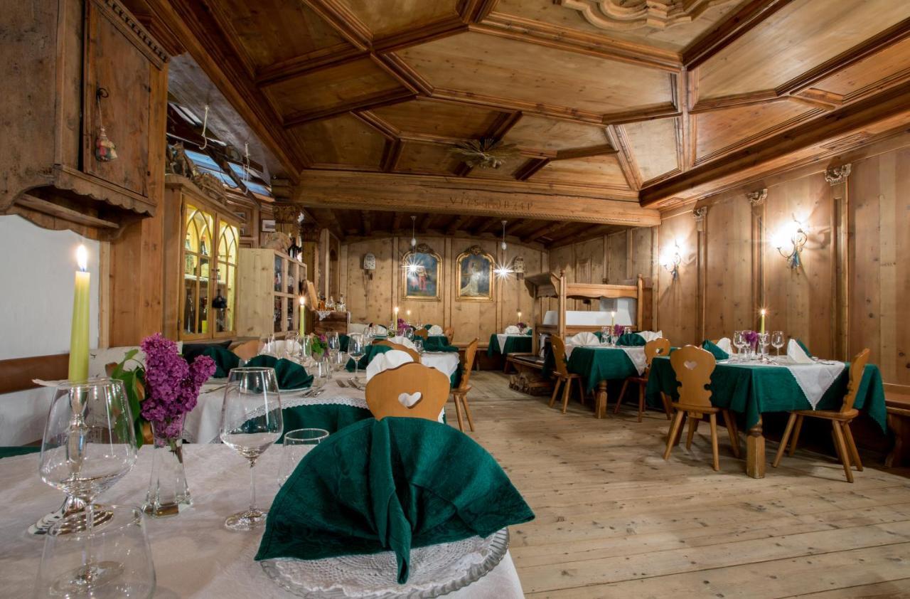 Historic Hotel Ristorante La Stua Cavalese Zewnętrze zdjęcie
